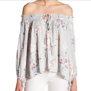 ASTR the Label floral off the shoulder top S